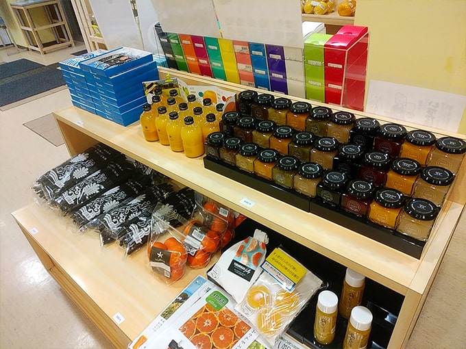 物産コーナー
